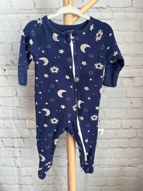 ⭐️⭐️ PICK 5 / $20 Navy Moon & Stars Zip-Front Baby One-Piece 3-6M